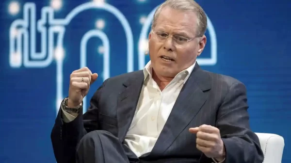 David Zaslav Faces Audience Disapproval at Boston University Graduation Amidst Writers Strike