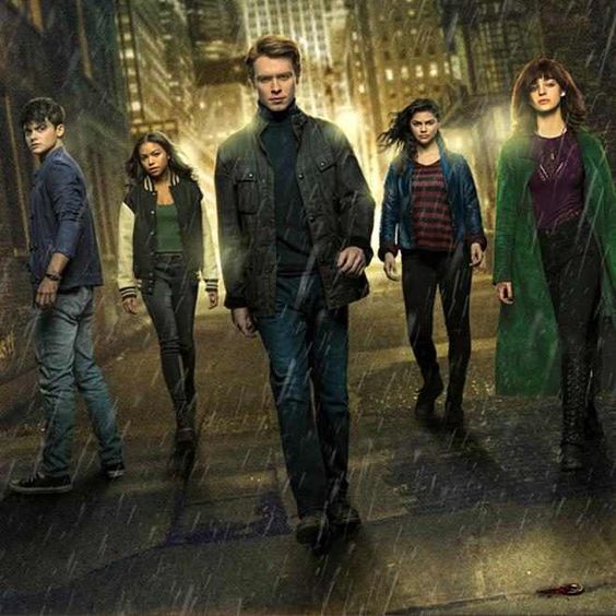 Superman & Lois Renewed for 4 Season as “Gotham Knights” Gets Canceled by CW